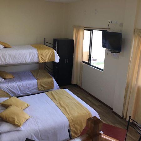 Tababela Airport B&B Exterior photo